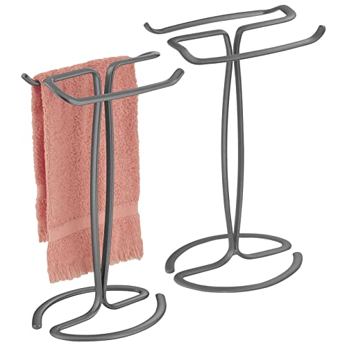 mDesign Handtuchhalter für den Waschtisch – frei stehender Handtuchständer für 2 kleine Gästehandtücher – kompakte Handtuchhalterung aus Metall – 2er-Set – Graphitgrau von mDesign