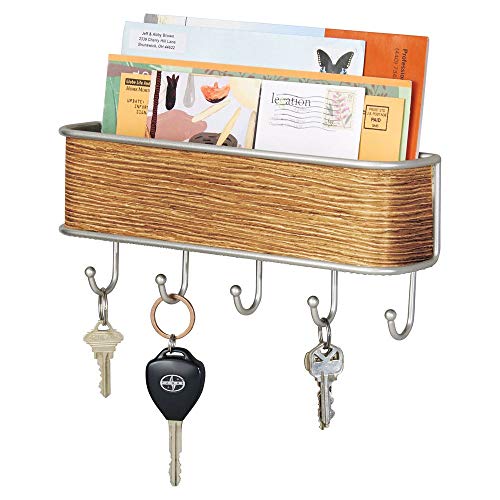 mDesign Schlüsselbrett mit Ablage - vielseitiges Schlüsselboard aus mattem Metall mit Akzenten aus Holz- mit Briefablage für Post oder auch Handys von mDesign