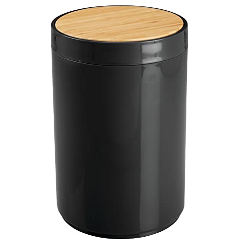 mDesign praktischer Mülleimer Küche – moderner Abfalleimer aus Bambus und Kunststoff für Bad, Büro und Küche mit 5l Fassungsvermögen – stabiler Papierkorb mit Deckel – schwarz und bambusfarben von mDesign