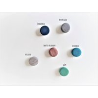 Magnete Minimalistisch Verschiedene Farben Und Größen Magnetwand Fotowand von maclinohandmade