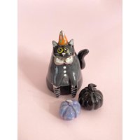 Mitbringsel - Minifigur Handgefertigte Und Handbemalte Keramik von madebyCdesign