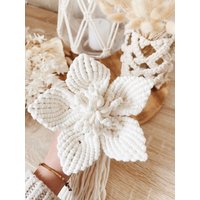 Handgefertigte Makramee Blüte - Wanddeko Tischdeko Deko Accessoires Blume Boho Stil Geschenkidee Handgefertigte Makramee Blüte - Wanddeko Tischdeko Deko Accessoires Blume Boho Stil Geschenkidee von madebyjuliaRa