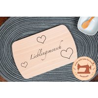 Graviertes Schneidebrett Aus Holz von madewithlovebymadita