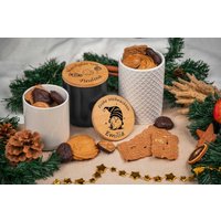 Keksdose Personalisiert Mit Namen Und Holzdeckel, Geschenk Zur Weihnachten, Weihnachtsplätzchen, Weihnachtsgeschenk Dankeschön, Keramikdose Keksdose Personalisiert Mit Namen Und Holzdeckel, Geschenk Zur Weihnachten, Weihnachtsplätzchen, Weihnachtsgeschenk Dankeschön, Keramikdose von madewithlovebymadita