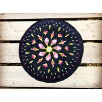 Yoga Kissen Meditationskissen Boden - Sitzkissen Cushion Pouf Handarbeit Tapestry Crochet Leder - Boden Häkel - Kunst 28cm von maedeldeluxe
