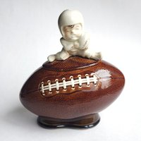 Mccoy Football Keksdose # 222, Made in Usa, Keramik Mit Spieler Auf Dem Deckel Sitzend Mccoy Football Keksdose # 222, Made in Usa, Keramik Mit Spieler Auf Dem Deckel Sitzend von magicalcookiejar