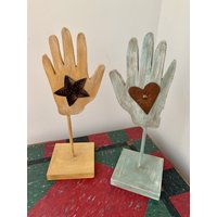 Hölzerne Hände Schmuckhalter Einzigartige Display Craft Show Displays von magpiesvintageflea