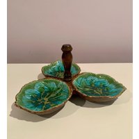 Vintage Treasurecraft Mid Century Blatt Keramik Türkis Und Grün Geteilte Servierplatte Vintage Treasurecraft Mid Century Blatt Keramik Türkis Und Grün Geteilte Servierplatte von magpiesvintageflea