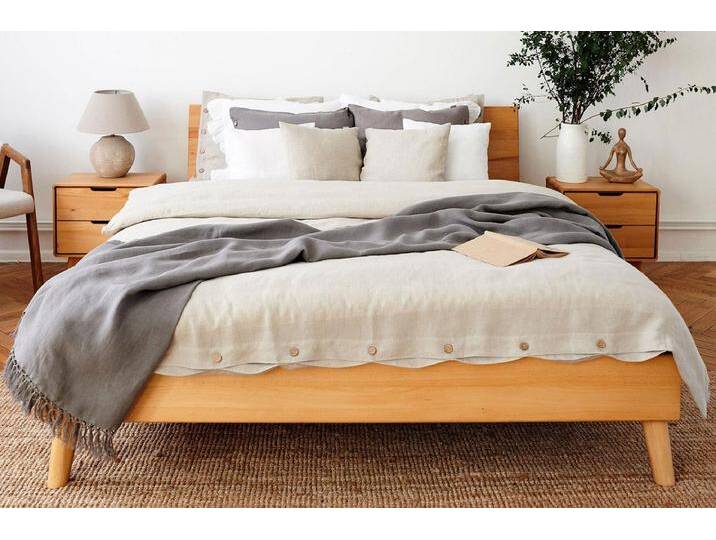Doppelbett 'Jakob' 160x200cm Kernbuche massiv von main-möbel