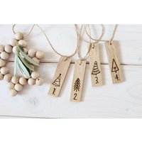 Adventskranz Zahlen Aus Holz, Weihnachtsanhänger Weihnachtsdekoration von majaundeisbaerDE