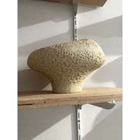 Handgefertigte Keramik Vase Strukturierte | Design Dekor Weiße Beije Abstrakte von makuceramic