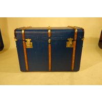 R1983 Bequem Stamm Mit Abnehmbaren Fahrwerk Ausgestattet R1983 Bequem Stamm Mit Abnehmbaren Fahrwerk Ausgestattet von malleencoin