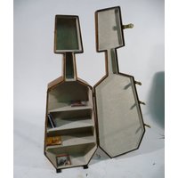 R697 Stamm Cello Umgebauten Bibliothek R697 Stamm Cello Umgebauten Bibliothek von malleencoin