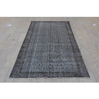 Design Grauer Deko Wohnzimmer Rustikaler Teppich Vintage Oushak Bio Wolle Kurzflor Auf Baumwolle Bodenteppich 278 X 153 cm von mamcanart