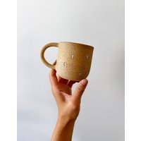 Handgemachte Keramik Kaktus Gestempelt Tasse // Speckle Steingut Weiße Glasur Handgemachte Keramik Kaktus Gestempelt Tasse // Speckle Steingut Weiße Glasur von mammothandminnow
