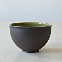 Bowl, Bauchig, Grasgrün Glasiert von marieskeramikshop