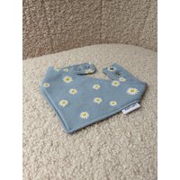 Hundehalstuch Carla Mit Margeriten | Handmade Größe Xxs - Xxl Hundehalstuch Carla Mit Margeriten | Handmade Größe Xxs - Xxl von marlicarli