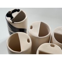 Handgefertigte Keramik To Go Cup Satin Oder Glänzende Tasse Mit Strohhalm | Smoothie-Tasse Deckellose Schnabeltasse & Reisebecher Zero Waste von martinapalacios