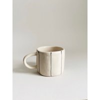 Handgefertigte Linien Glänzende Keramikbecher, Einzigartig, Geschenk Für Sie, Kaffee Tee Matcha Latte, Chunky Organic Lines Handgefertigte Linien Glänzende Keramikbecher, Einzigartig, Geschenk Für Sie, Kaffee Tee Matcha Latte, Chunky Organic Lines von martinapalacios