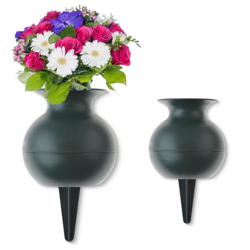 Grabvasen zum Stecken als frostsichere Grabdeko - Grüne Kugelform Friedhofs-Vasen 2er in 22, 27 cm als wetterfester Kunststoff Grabschmuck - Erdspieß Blumenvasen als schöne Steckvasen von matches21 HOME & HOBBY