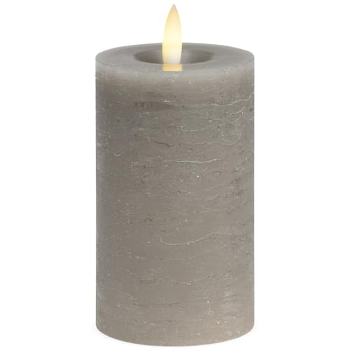 LED Stumpenkerzen 4er Set aus Echtwachs mit Timerfunktion & inkl. Fernbedienung - Kerzen realistisch flackernde Flamme warmweiß Ø 7 x 12 cm - Elektrische Wachskerzen in taupe als gemütliche Tischdeko von matches21 HOME & HOBBY