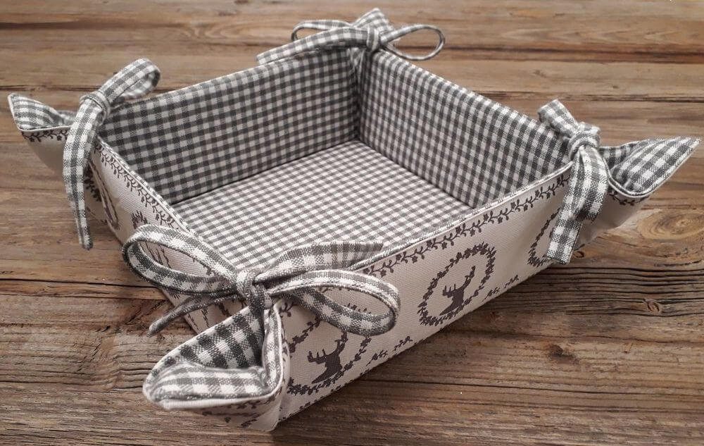 matches21 HOME & HOBBY Vorratsdose Brotkorb aus Stoff RESI Grau, kariert mit Hirsch Druck, in 20x20 cm, Textil, (1-tlg), Wiederverwendbar & Waschbar bis 30 Grad von matches21 HOME & HOBBY