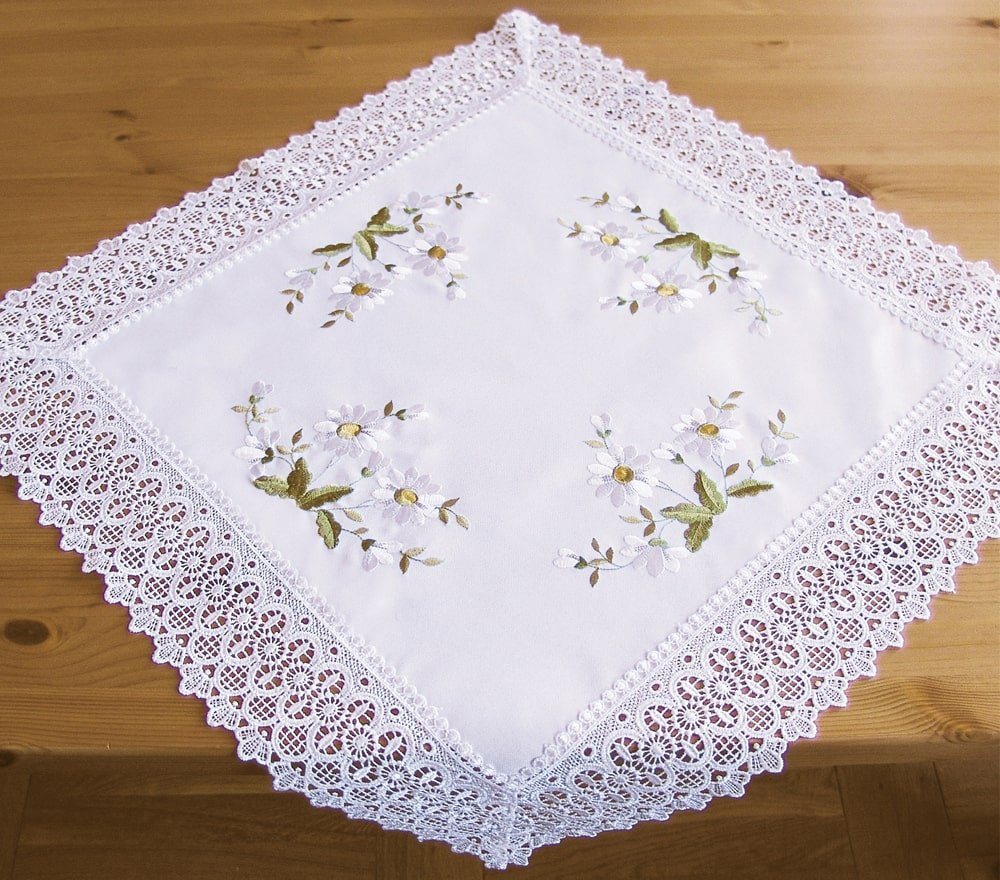 matches21 HOME & HOBBY Tischdecke Mitteldecke Stick Voile Stoff mit Häkelkante 60x60 cm (1-tlg) von matches21 HOME & HOBBY
