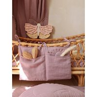 Fliederfarbene Leinen Betttasche, Krippe Organizer, Krippentasche, Babybetttasche, Babybett Organizer von matuu