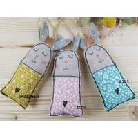 Hasenprinzessin, Frühlingsdeko, Hase, Frühling, Wohndekor, Dekoration, Geschenkanhänger Hasenprinzessin, Frühlingsdeko, Hase, Frühling, Wohndekor, Dekoration, Geschenkanhänger von maubisshop