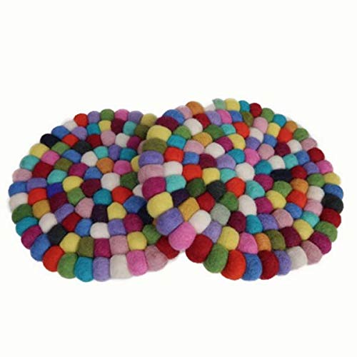 maylow Yoga mit Herz felticrafts Topf Untersetzer aus Filz Handmade Bunte Filzkugeln 16,5 x 16,5 cm (2er Set kunterbunt - rund, Ø 20 cm) von maylow Yoga mit Herz