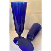 Vintage Kobalt Blau Groß Pilsner Parfait Trompete Stem Champagner Flöte Gläser 4Er Set von mcselective