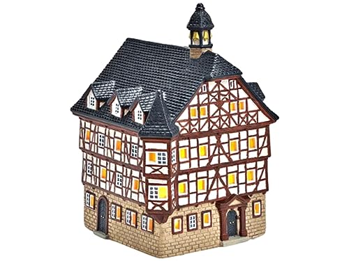 Fachwerkhaus Rathaus Grünberg aus Porzellan – Windlicht Lichthaus Miniatur-Modell - B12 x H18 x T12 von meindekoartikel