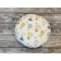 Kindersitzkissen Mit Tieren in Ballons, Weiß/Grau von meineliebstenundich