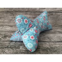 Leseknochen Mit Ornamenten Im Mustermix in Mint Rot von meineliebstenundich