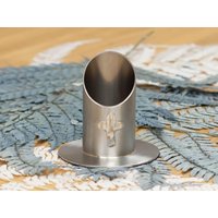 Kerzenhalter Aus Metall Apollon Silber | 4 cm Für Deine Kommunionkerze Oder Taufkerze Kerzenhalter Aus Metall Apollon Silber | 4 cm Für Deine Kommunionkerze Oder Taufkerze von meinkerzenshop