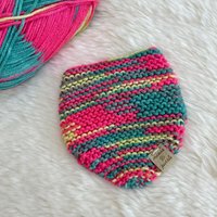 Pixie Bloom Strick-Haustierhalstuch von meowsandpurrls