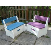 Kindersitzbank Kinderbank Kindertruhe Spielzeugkiste Modell Klein Auf Wunsch Mit Namen Kindersitzbank Kinderbank Kindertruhe Spielzeugkiste Modell Klein Auf Wunsch Mit Namen von merosholzwelt