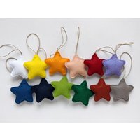 Filz Stern Ornamente, 12Er-Set, Bunt Fürs Kinderzimmer von messagefromspace