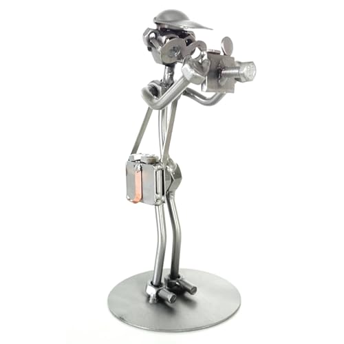 metalman24 Schraubenmännchen Fotograf - Handarbeit Geschenkidee Metallfigur Metallmännchen Stahlfigur Schraubenmännle - Deko für Büro & Zuhause metalman24 Schraubenmännchen Fotograf - Handarbeit Geschenkidee Metallfigur Metallmännchen Stahlfigur Schraubenmännle - Deko für Büro & Zuhause von metalman24