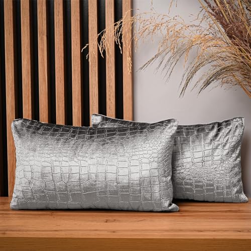 2er Set Kissenbezug 30x50 cm hellgrau Rechteck - aus Velourstoff mit Krokodilledermuster, mit Reißverschluss - dekorative Kissenbezüge für Kissen 30x50, Deko Schlafzimmer, Deko Wohnzimmer von mg design