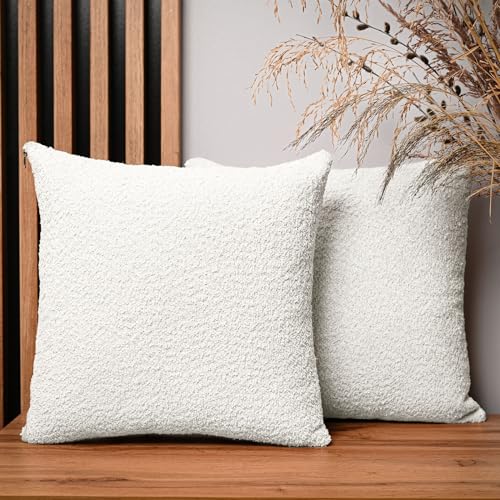 2er Set Kissenbezug 45x45 cm Creme quadratisch - aus Chenille-Stoff, mit Reißverschluss - dekorative Kissenbezüge für Kissen 45x45 für Sofa, Deko Schlafzimmer, Deko Wohnzimmer 2er Set Kissenbezug 45x45 cm Creme quadratisch - aus Chenille-Stoff, mit Reißverschluss - dekorative Kissenbezüge für Kissen 45x45 für Sofa, Deko Schlafzimmer, Deko Wohnzimmer von mg design