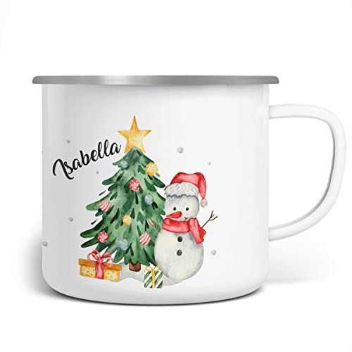 miKalino Emaille Tasse Fröhlicher Schneemann mit Weihnachtsbaum im Schnee personalisiert mit Namen | handbedruckt in Deutschland, Farbe:weisssilber, Grösse:300ml von miKalino