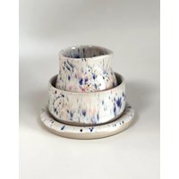 Handgemachtes Keramikset, Keramikbecher, Keramikteller, Keramikkännchen , Kaffeeset, Gesprenkelte Keramik Handgemachtes Keramikset, Keramikbecher, Keramikteller, Keramikkännchen , Kaffeeset, Gesprenkelte Keramik von miakkeramik