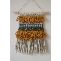 Gewebter Wandbehang, Senfgelber Webteppich, Einweihungsgeschenk, Kinderzimmerdeko, Textilkunst, Modernes Weben, Handgewebt von midgins