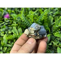 Pyrie Limonit Madan Bulgarien Natürliche Kristallmineralien Mustercluster Souvenirs von migiminerals