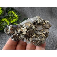 Quarz Pyrit Chlorit Limonit Und Borieva Mine-Madan Bulgarien Quarz Pyrit Chlorit Limonit Und Borieva Mine-Madan Bulgarien von migiminerals