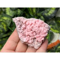 Rhodochrosit - Fundstelle Starnitsa, Erzfeld Davidkovo, Rhodope Mts, Region Smolyan, Bulgarien von migiminerals