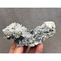 Wunderbare Sphalerit Chalkopyrit Pyrit Quarz Calcit Manganocalcit Limonit Malachit Borieva Mine-Madan Bulgarien von migiminerals