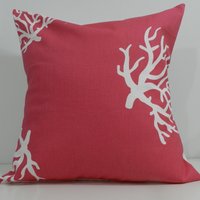 Neue 18 X Zoll Designer Handgefertigte Kopfkissenbezug in Weiße Koralle Auf Rosa Hintergrund von milkandcookiesCanada