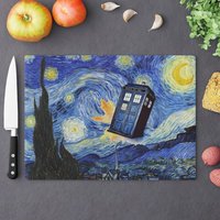 Schneidebrett - Van Gogh Sternennacht Tardis Inspiriert Mashup Wohnkultur Fandom Geschenk Schneidebrett - Van Gogh Sternennacht Tardis Inspiriert Mashup Wohnkultur Fandom Geschenk von milkool